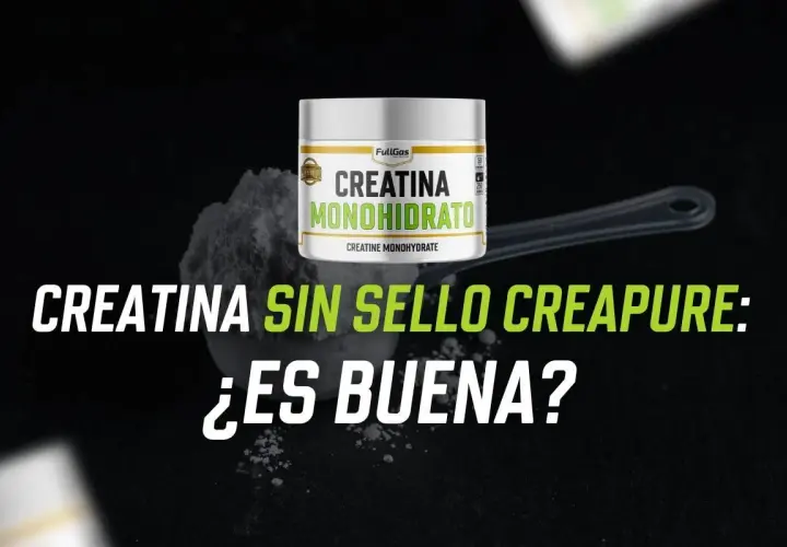 Un envase de creatina monohidrato en polvo sobre una cuchara. Texto: "Creatina sin sello Creapure: ¿es buena?".