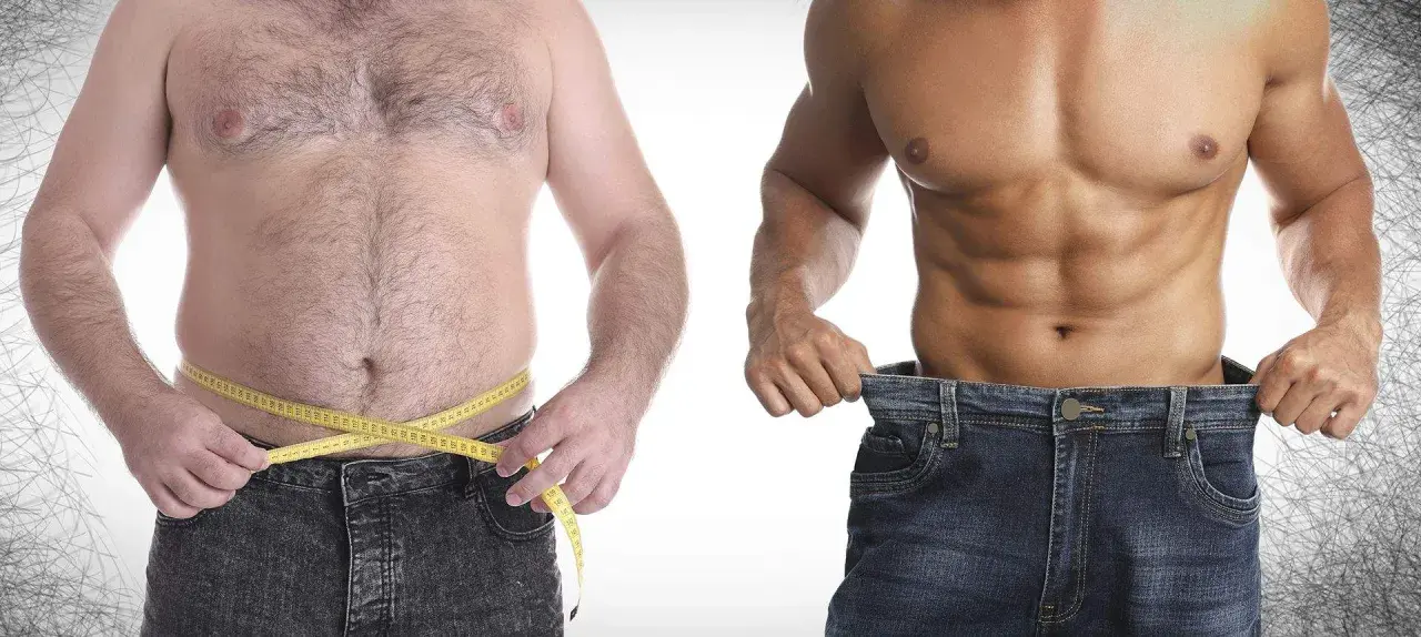 Antes y después de una dieta culturista: un hombre con sobrepeso y cinta métrica, junto a otro con abdominales definidos y pantalones holgados.