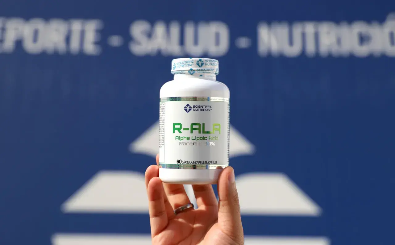 Un frasco de R-ALA (ácido alfa lipoico) de Scientific Nutrition. Descubre para qué sirve este suplemento.